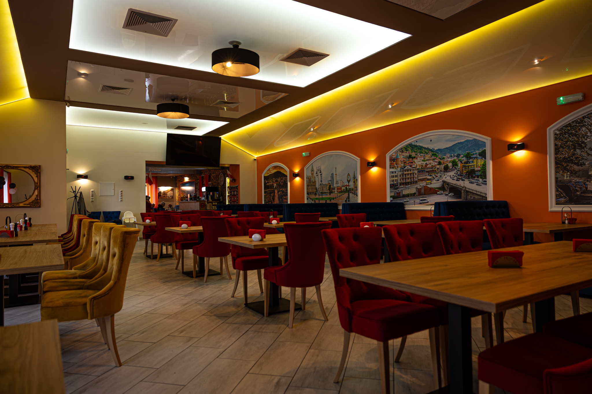 Wnętrze restauracji Tbilisi Smak Gruzji